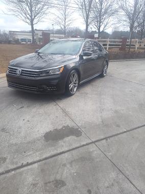 2018 Volkswagen Passat 2.0T R-Line