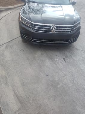 2018 Volkswagen Passat 2.0T R-Line