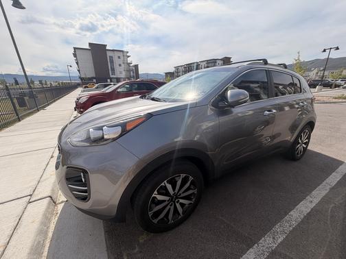 Gray 2019 Kia Sportage EX