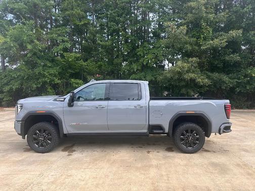 Gray 2025 GMC Sierra 2500 AT4