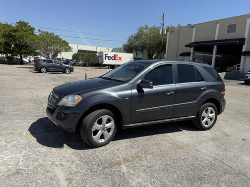 Gray 2011 Mercedes-Benz M-Class ML 350 BlueTEC