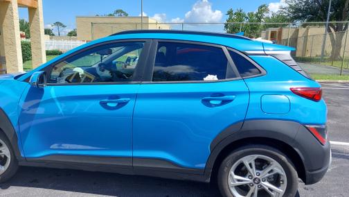 2022 Hyundai KONA SEL