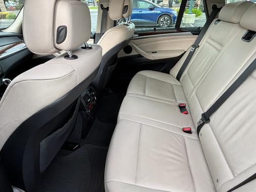 Silver 2011 BMW X5 xDrive35i Premium