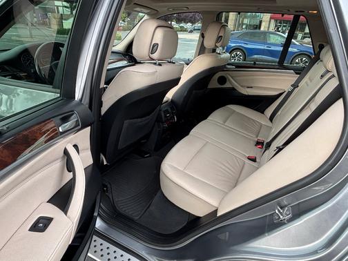 Silver 2011 BMW X5 xDrive35i Premium