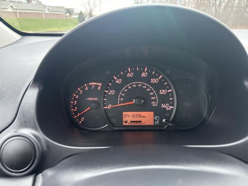 Silver 2015 Mitsubishi Mirage DE