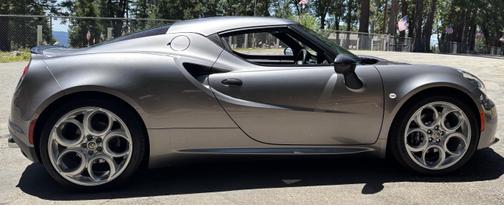 2016 Alfa Romeo 4C Base