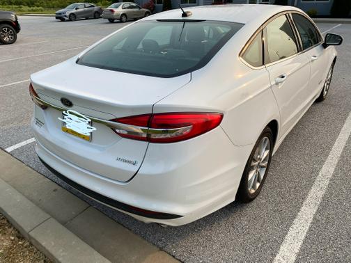 2017 Ford Fusion Hybrid S