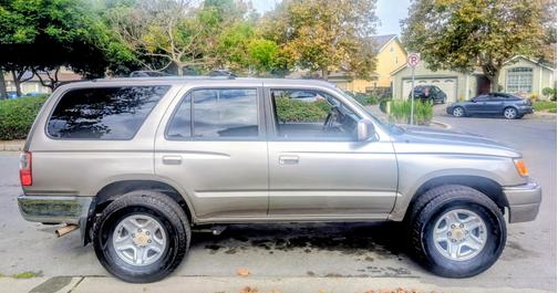 2001 Toyota 4Runner SR5