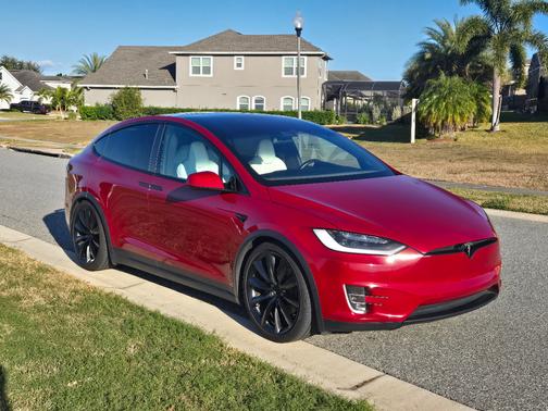 2019 Tesla Model X Long Range