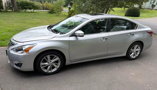 Silver 2013 Nissan Altima 2.5 SL