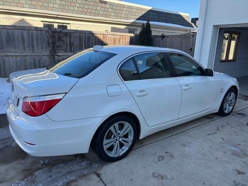 2010 BMW 528 i xDrive