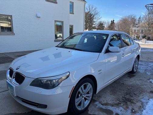 2010 BMW 528 i xDrive