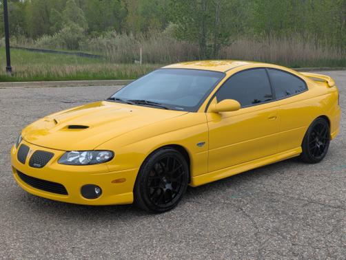 2005 Pontiac GTO Base