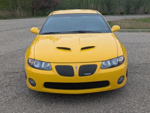 2005 Pontiac GTO Base