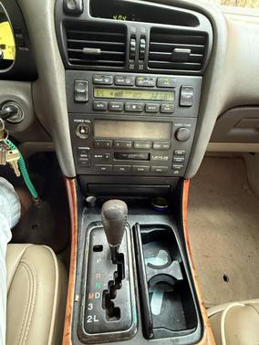 White 2001 Lexus GS 300 Base