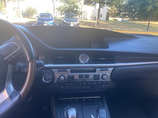 2016 Lexus ES 350 Base