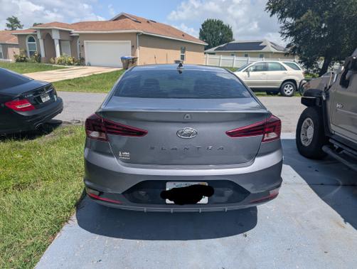 2019 Hyundai ELANTRA SEL