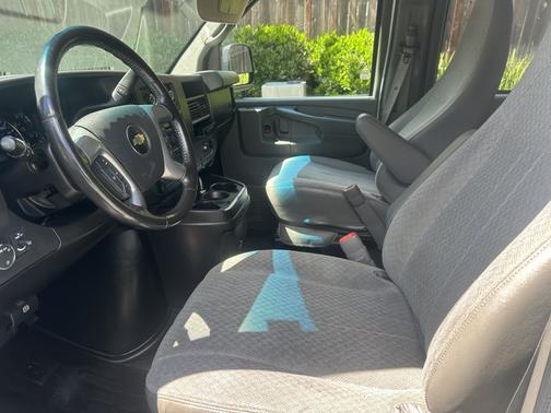 White 2014 Chevrolet Express 3500 LT