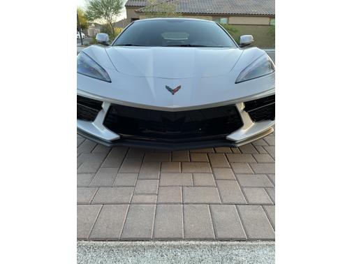 Photo 3 of 10 of 2022 Chevrolet Corvette Stingray w/2LT