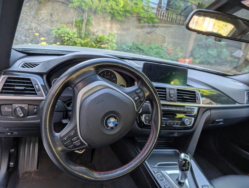 2018 BMW 330e iPerformance