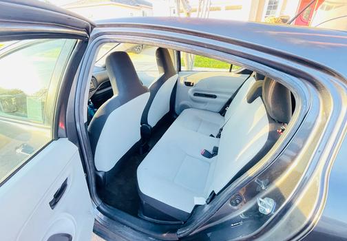 2014 Toyota Prius c Two