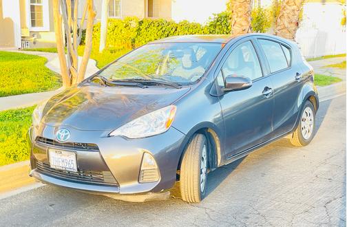 2014 Toyota Prius c Two