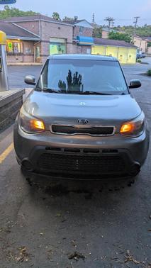 Silver 2015 Kia Soul Base