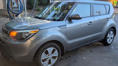 Silver 2015 Kia Soul Base