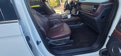 White 2023 Ford Expedition Max Limited