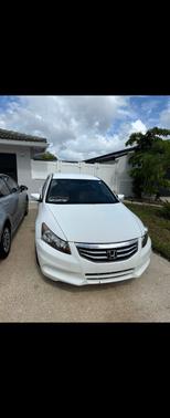 White 2012 Honda Accord SE
