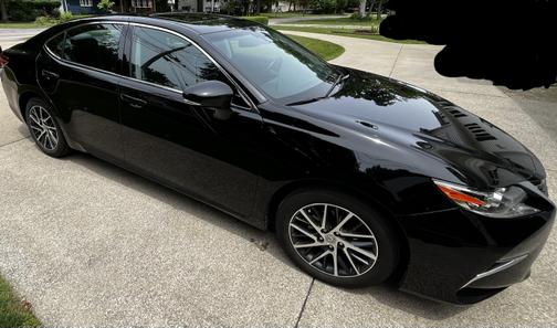 Black 2016 Lexus ES 350 Base