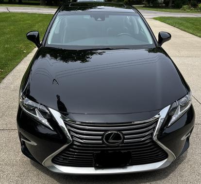 Black 2016 Lexus ES 350 Base