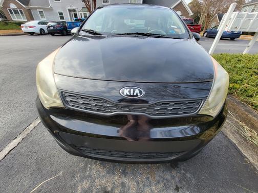 Black 2013 Kia Rio LX