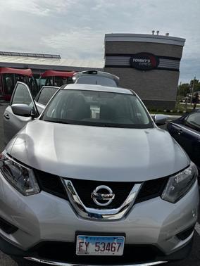 Silver 2016 Nissan Rogue S