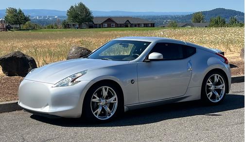 2009 Nissan 370Z Base