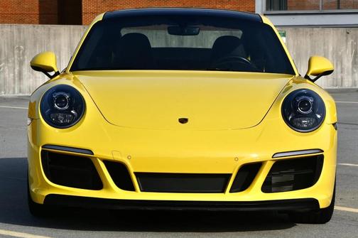 Yellow 2019 Porsche 911 911 Carrera GTS