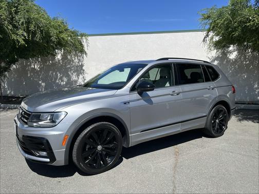 2021 Volkswagen Tiguan 2.0T SE R-Line Black