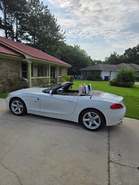 White 2013 BMW Z4 sDrive28i