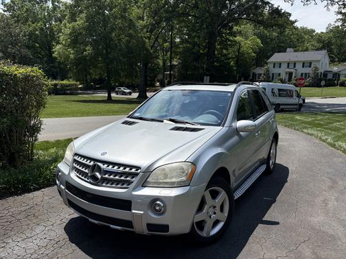 Silver 2008 Mercedes-Benz M-Class ML 550 4MATIC