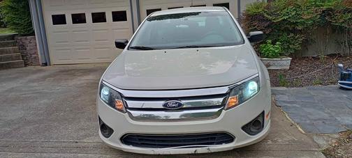 2011 Ford Fusion S
