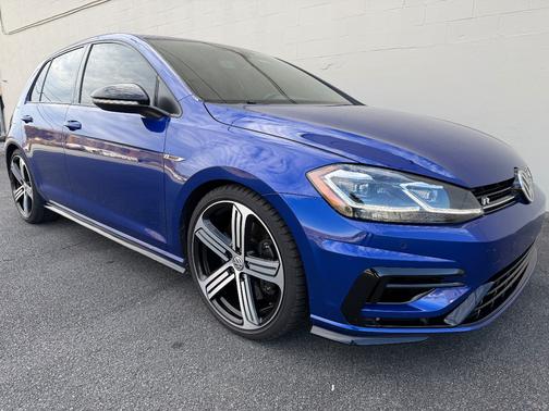 2019 Volkswagen Golf R 4-Door w/DCC & Navigation