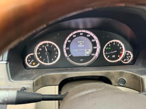 Gray 2010 Mercedes-Benz E-Class E 350 4MATIC