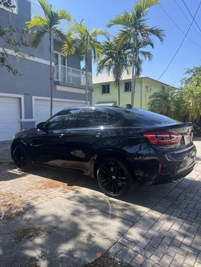 Black 2019 BMW X6 M Base
