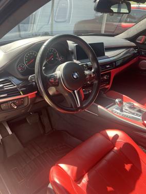 Black 2019 BMW X6 M Base