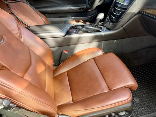 Black 2016 Cadillac ELR Base