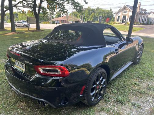 2017 FIAT 124 Spider Abarth
