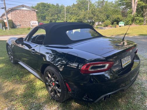 2017 FIAT 124 Spider Abarth