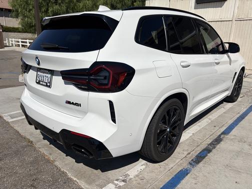 White 2023 BMW X3 M40i