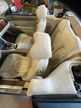 2005 Jaguar XK8 Base