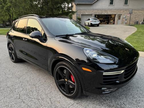 2018 Porsche Cayenne Turbo